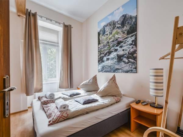 Apartamenty Goralska Pasja Krupowki 37 Zakopane Exterior photo